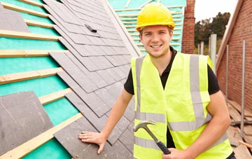 find trusted The Lakes roofers in Worcestershire